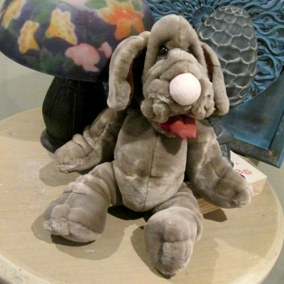 wrinkle dog stuffed animal